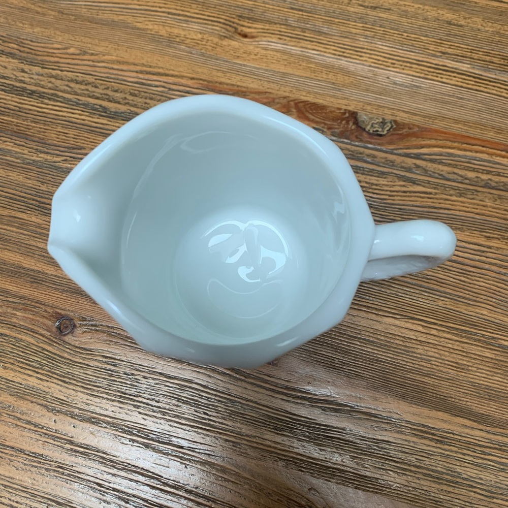Westmoreland White Milk Glass Creamer - Picture 4 of 12